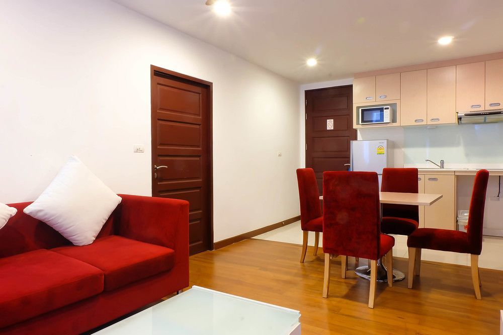 Art Patong Residence Пхукет Екстер'єр фото